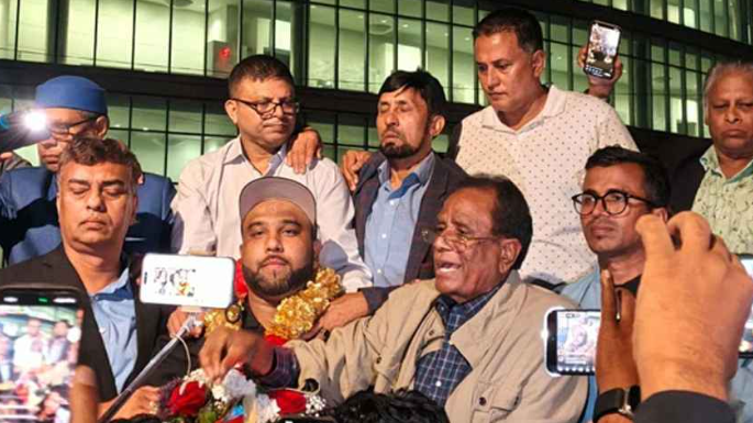 আখতারের ওপর ডিম নিক্ষেপকারী যুবলীগ নেতা মিজান জামিনে মুক্ত