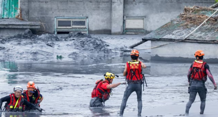 তাইওয়ানে সুপার টাইফুন ‘রাগাসা’র তাণ্ডব, মৃতের সংখ্যা বেড়ে ১৫