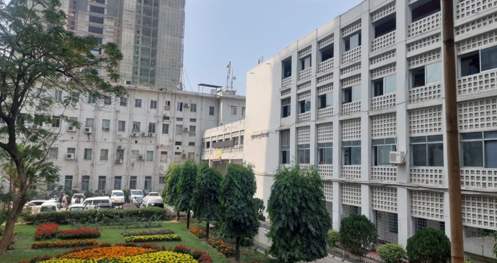 রোববার থেকে সচিবালয়ে একবার ব্যবহার্য প্লাস্টিক নিষিদ্ধ