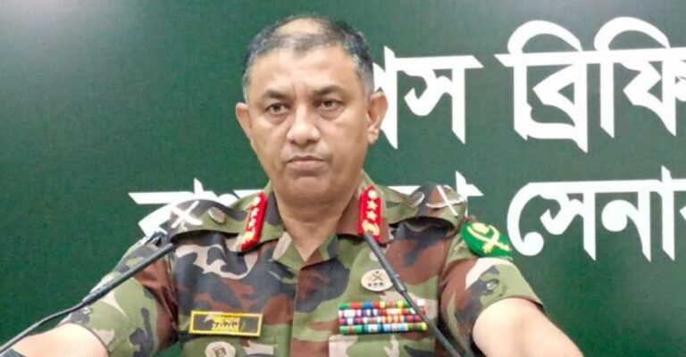 আন্তর্জাতিক অপরাধ ট্রাইব্যুনালে অভিযুক্ত ১৫ কর্মকর্তা সেনা হেফাজতে