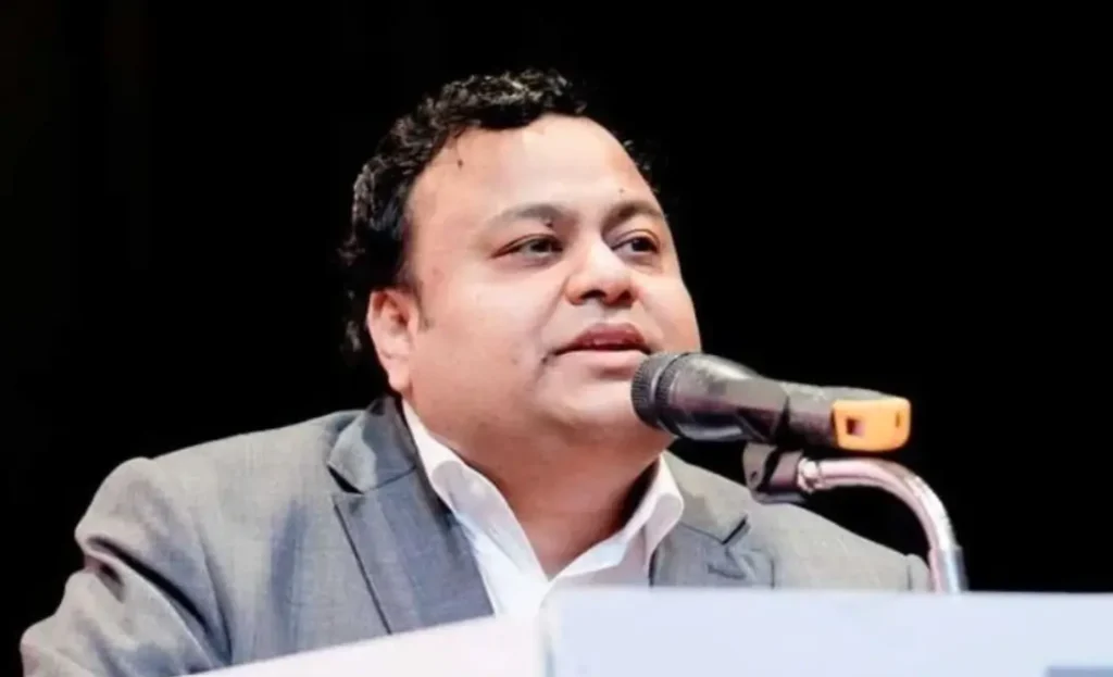 ১,৬১৩ কোটি টাকার মানিলন্ডারিং: পদ্মা ব্যাংকের সাবেক চেয়ারম্যানসহ চারজনের বিরুদ্ধে মামলা