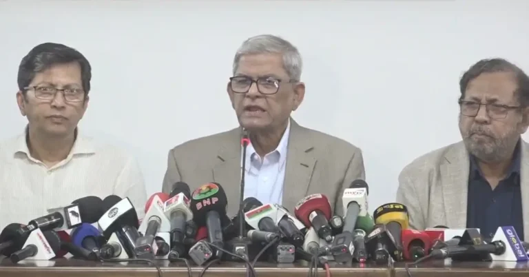 খালেদা জিয়াকে এখনই বিদেশে নেওয়ার মতো অবস্থা নেই : মির্জা ফখরুল