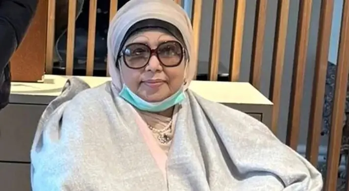 চিকিৎসকদের ডাকে সাড়া দিচ্ছেন খালেদা জিয়া, অবস্থায় পরিবর্তন নেই