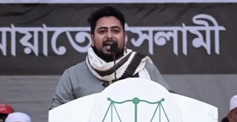‘২০০০ টাকার ফ্যামিলি কার্ড নিতে ১০০০ টাকা ঘুষ দিতে হবে না তো’