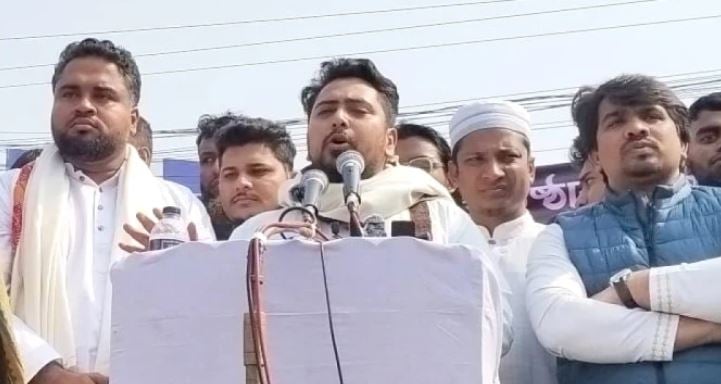 আওয়ামী লীগের রাজনীতির পুনরাবৃত্তি করছে একটি দল: জনসভায় নাহিদ ইসলাম