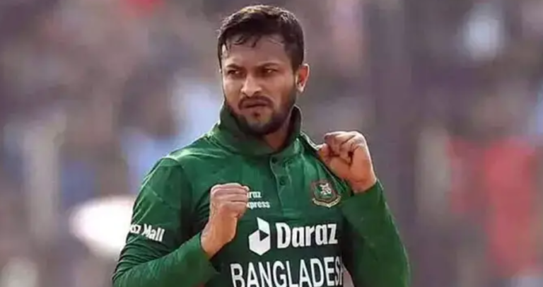 বিসিবি চেয়েছে সাকিবকে, কেন্দ্রীয় চুক্তিতেও রাখার সিদ্ধান্ত