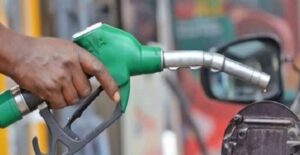 লিটারে ২ টাকা কমলো জ্বালানি তেলের দাম