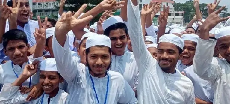 দাখিলে পাসের হার ৫৫.৪৯ শতাংশ, জিপিএ-৫ পেয়েছে ৬১৭৬ জন