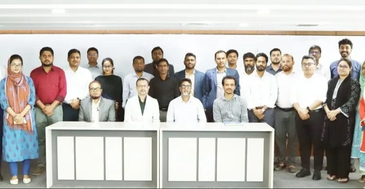 বিএসইসি কর্মকর্তাদের পুঁজিবাজার বিষয়ে প্রশিক্ষণ দিল ডিএসই