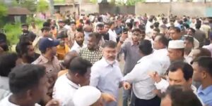 উত্তরখানে সংঘর্ষ: ডিএনসিসি প্রশাসক ও এমপির ওপর হামলার অভিযোগ