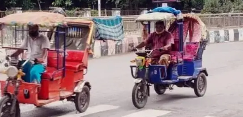 রাজধানীর প্রধান সড়কে চলবে না অটোরিকশা, নিবন্ধন পাবে সর্বোচ্চ ৪ যাত্রীর