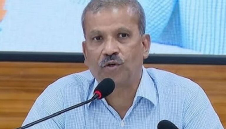 আমার সিদ্ধান্তেই বিশ্বকাপ খেলতে ভারতে যায়নি দল: আসিফ নজরুল