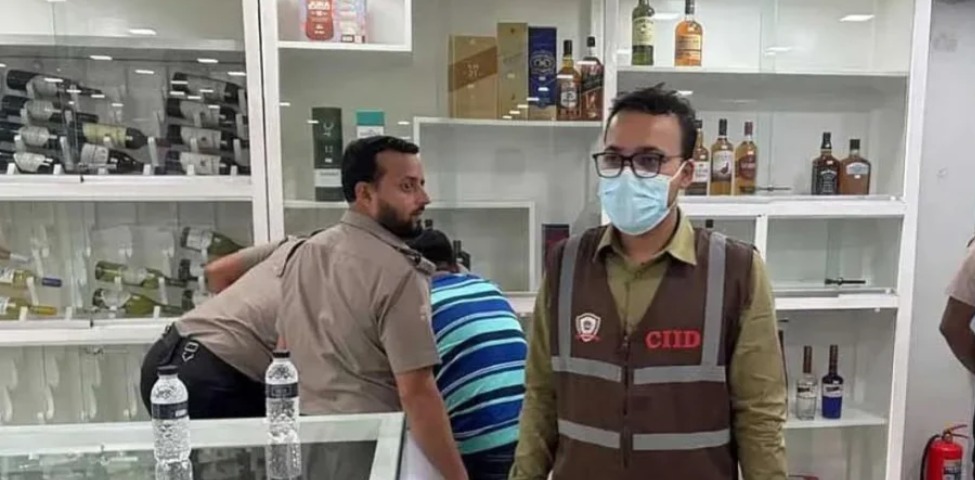 সালমান মুক্তাদিরের শ্বশুরের চার ওয়্যারহাউস সিলগালা