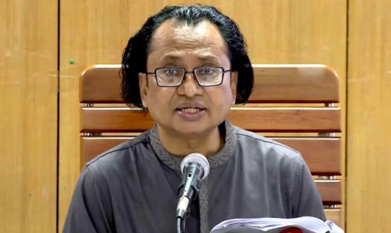 নির্ধারিত দামে এলপিজি পাওয়া না গেলে ব্যবস্থা নেবে সরকার : উপদেষ্টা