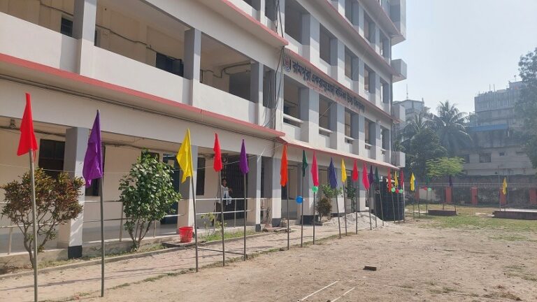 ছুটি শেষে সোমবার খুলছে স্কুল-মাদরাসা, কলেজে ক্লাস ১ নভেম্বর থেকে