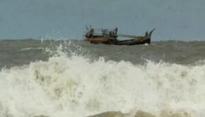 সাগরে গভীর নিম্নচাপ, সোমবার ঘূর্ণিঝড়ে রূপ নেওয়ার শঙ্কা