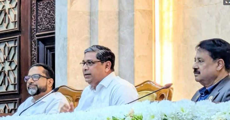 ঢাকাকে বাসযোগ্য করতে মাঠে নামছে ২০ টিম, অপরিচ্ছন্নতায় কঠোর ব্যবস্থা