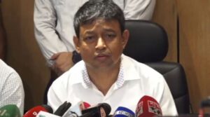 চাকরি থেকে বরখাস্ত সাবেক ডিবিপ্রধান হারুন